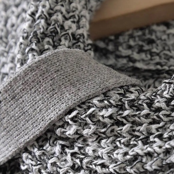 amber millet Miranda Turtle Cowl Neck Sweater Heather Gray, NWOT, Med, $27 - Picture 8 of 9